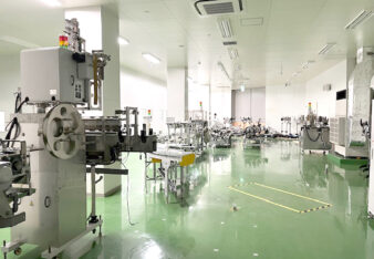 「新設する口栓付きパウチライン始動に向けて」とんぼ通信 2026.4春号